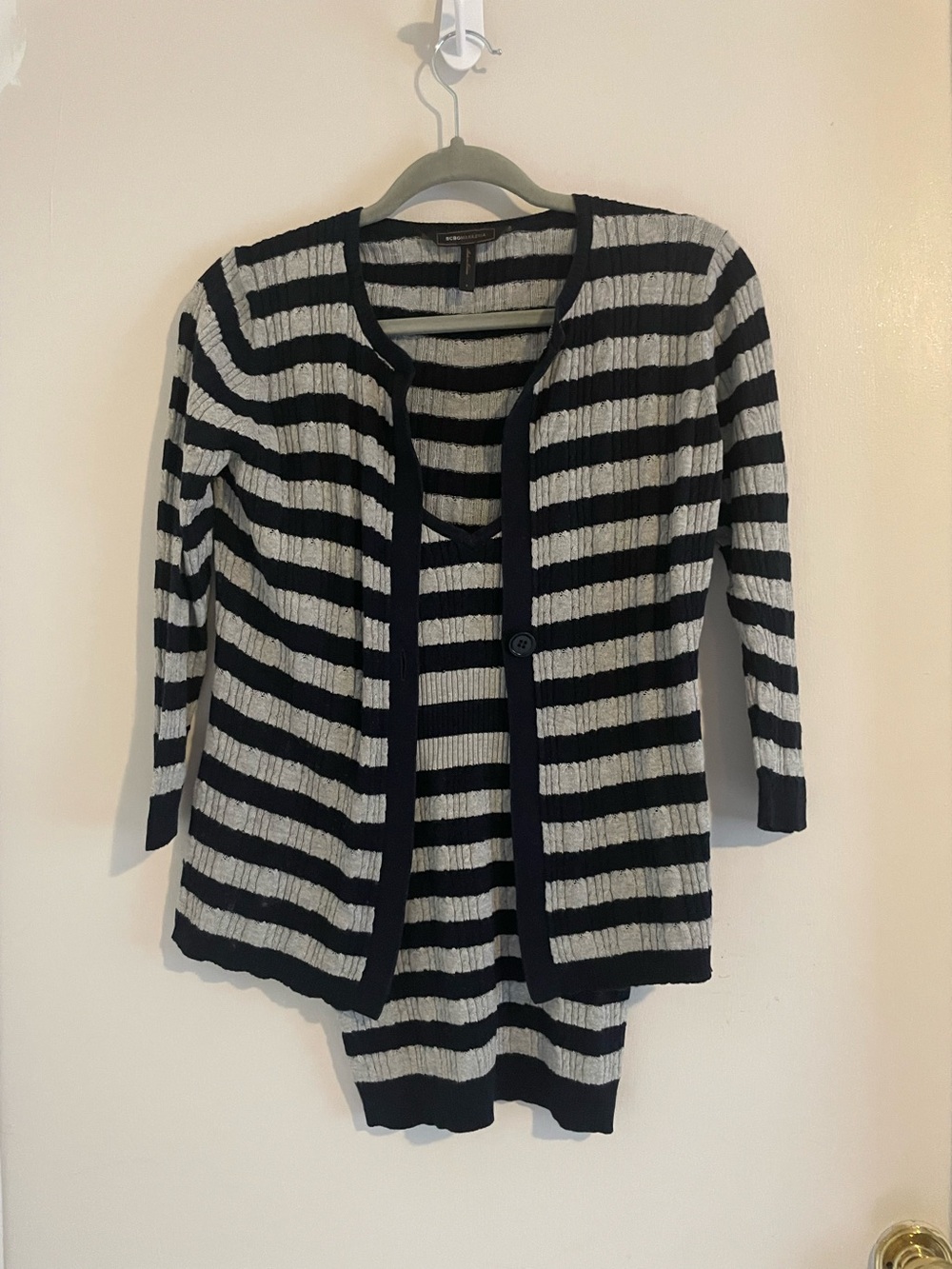 BCBGMAXAZRIA Black & Gray Striped Cardigan & Cami Set Silk Blend Size S EUC